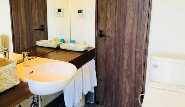 客室内洗面・トイレ