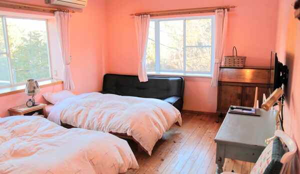 ツインルーム／トイレ付き