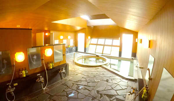 ・広々とした大浴場が男女各1でございます