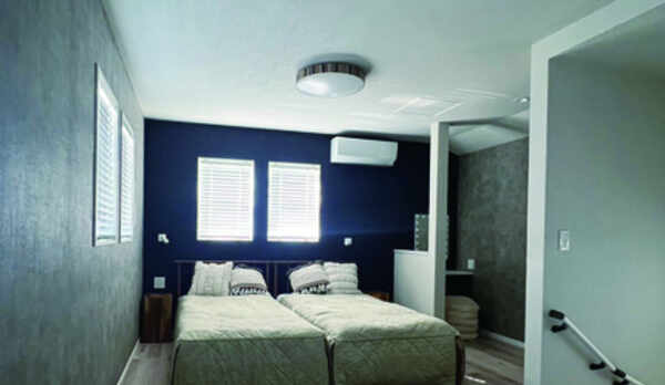 メインコテージ寝室