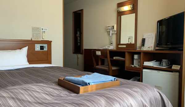 ■スタンダード シングル：ベッド幅140・11平米■