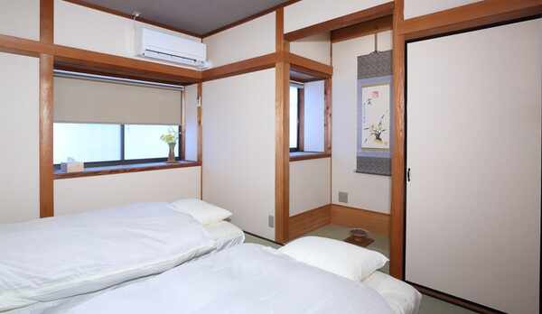 ２F寝室（和室）