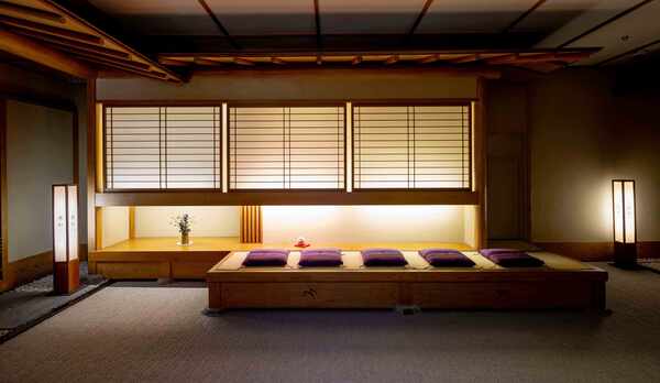 本館特別客室　エレベーターホール