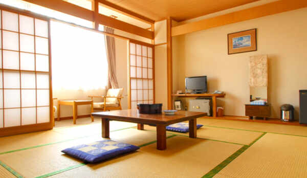 *和室10畳（客室一例）