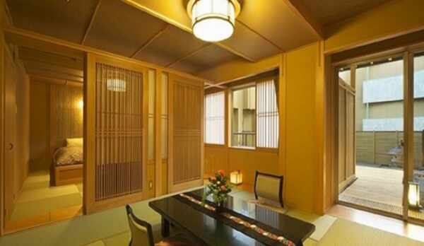 和モダン・本間