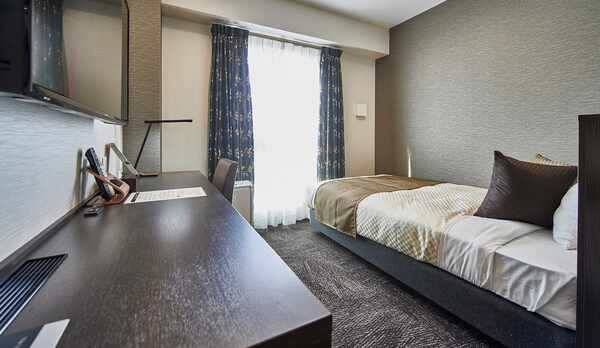 【セミダブルルーム】