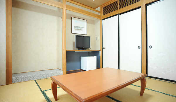*客室例：和室8畳