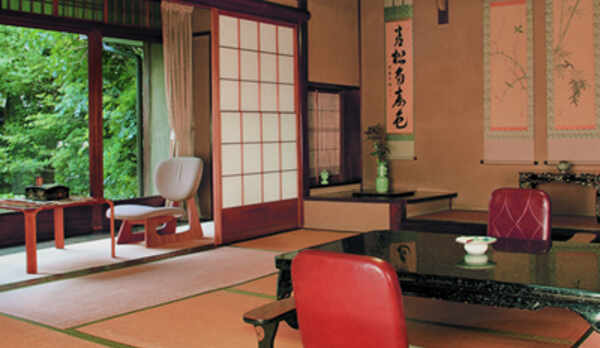 本館庭園客室「菊の間」