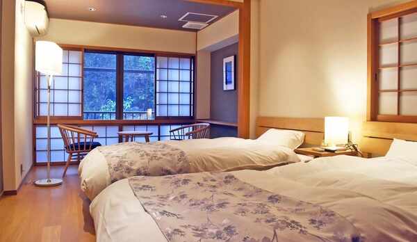 天然温泉露天付きスィート和洋室タイプ禁煙室