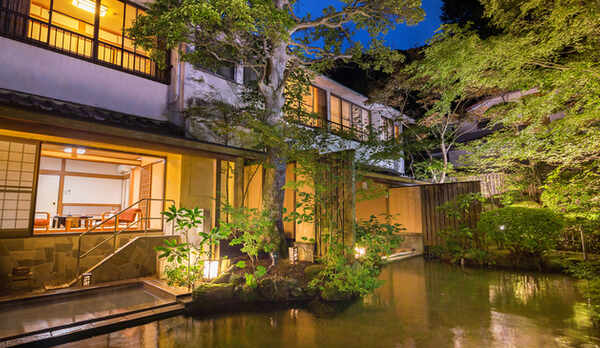 【露天風呂つき客室 月庭-TSUKITEI-】