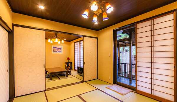 【本館　月酔いの間】和室　檜露天風呂付