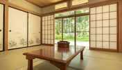 【禁煙】和室10畳　1−5名（バス・トイレ共用）