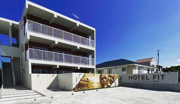 HOTEL FIT IN ISHIGAKIJIMA　外観
