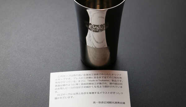 ◆お飲み物は地元で作られたオリジナルカップでお出ししています。