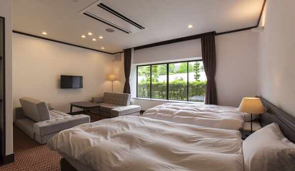 ひろびろプレミアム洋室ツイン1F