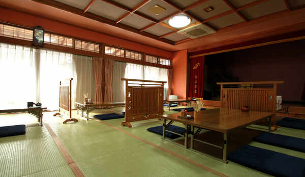 ■お食事処／お食事はこちらでお召し上がりください。