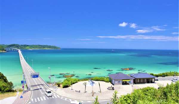 角島大橋【下関市】　★当館から車で約90分