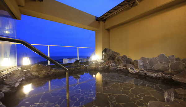 満天の星空が見れる絶景露天風呂