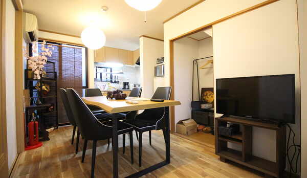 リビングルーム(テーブル3)