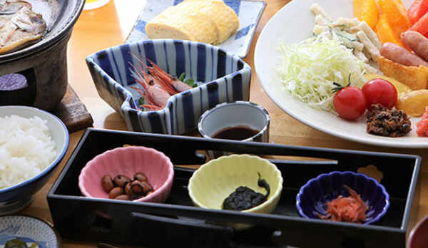 朝食ハーフバイキング