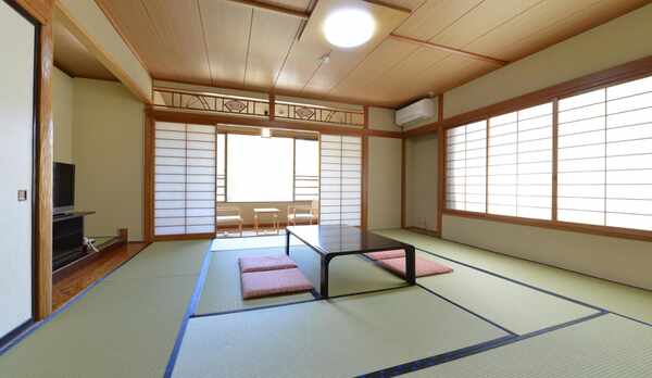 【藤館】本館・和室12.5畳