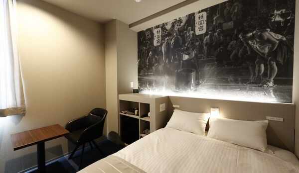 客室／ダブルルーム(16平米)ベッド幅140cm