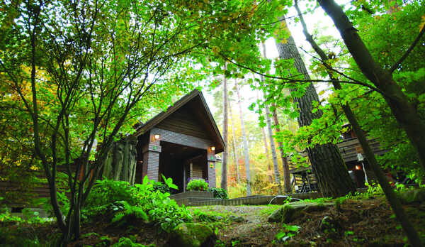 絵本美術館が同じ敷地内に。