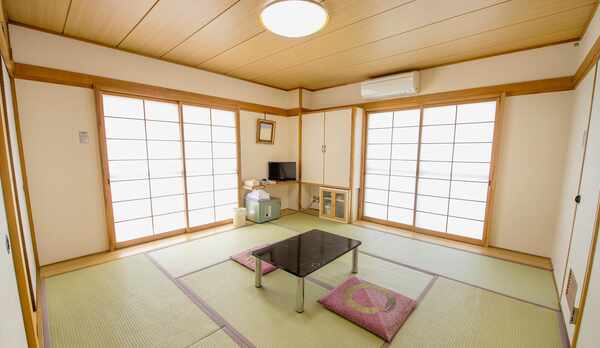 ・【和室一例】シンプルな畳のお部屋