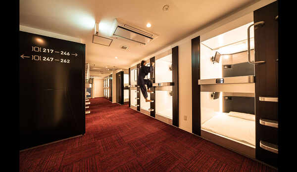 カプセルルーム