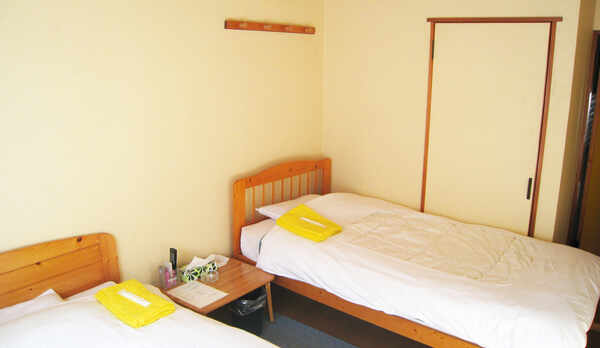 洋室１〜２名様部屋