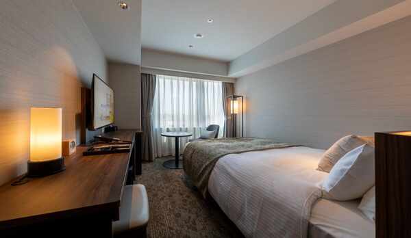 モデレートダブル　（16.2㎡〜　ベット幅ダブル140cm）