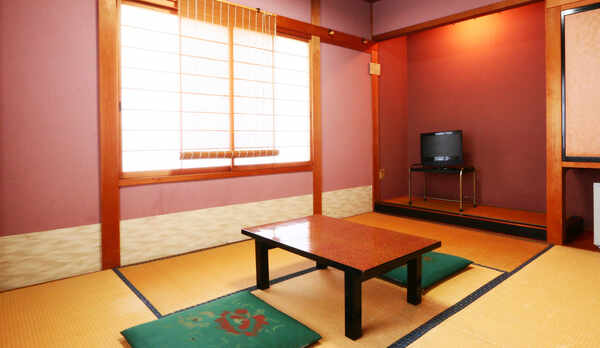 バストイレ付和室一例。