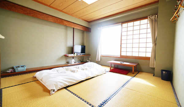 ８畳シングル部屋