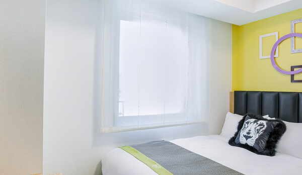 【コンフォートダブルルーム】14.8〜18.2㎡。コンパクトながら機能性の高い客室です。