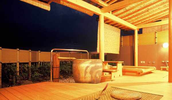 露天二つ付き客室【遊亀】