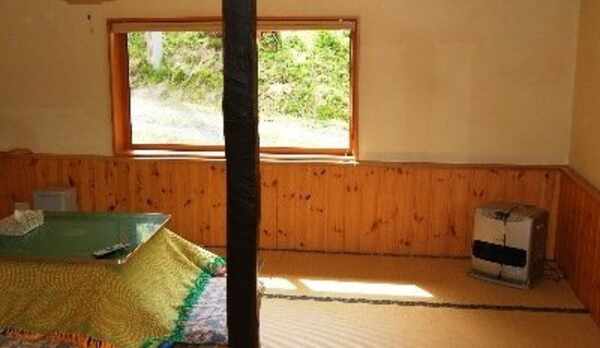 あさみの間１２畳