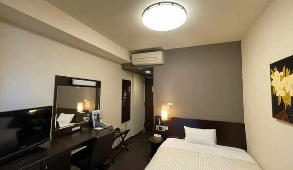 コンフォートシングル　【ベッドサイズ140&times;196(㎝)】全室WI-FI完備WOWOWも無料