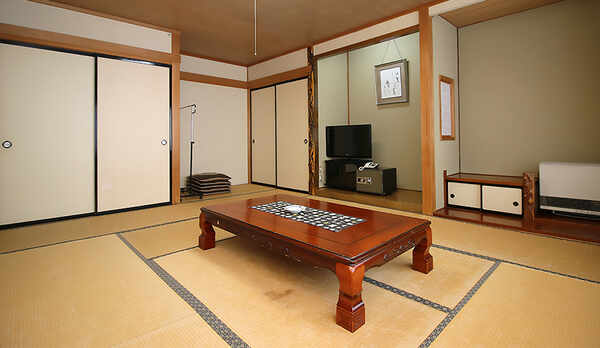 １２畳　和室