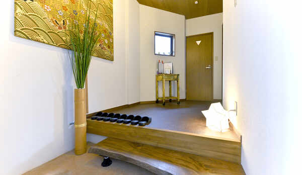 1階 蒼の間 玄関