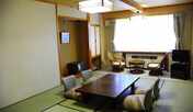 【客室】和室１０畳（バス・トイレ付き）