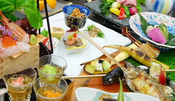 *和食会席一例／目にも美しい和会席料理をお楽しみください