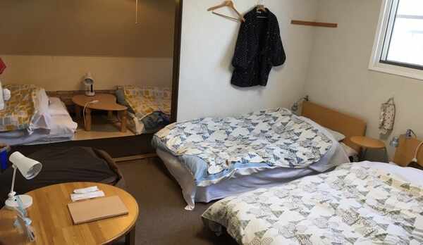 宿内・客室一例／１−５名様用洋室