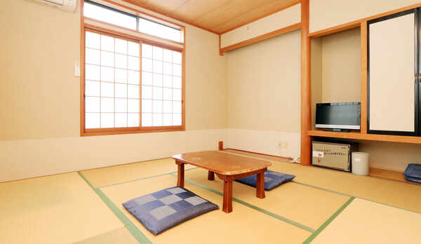 8畳和室■2〜4名様のご利用にどうぞ♪