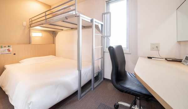 スーパールーム