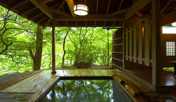 隠れ湯「薫風」