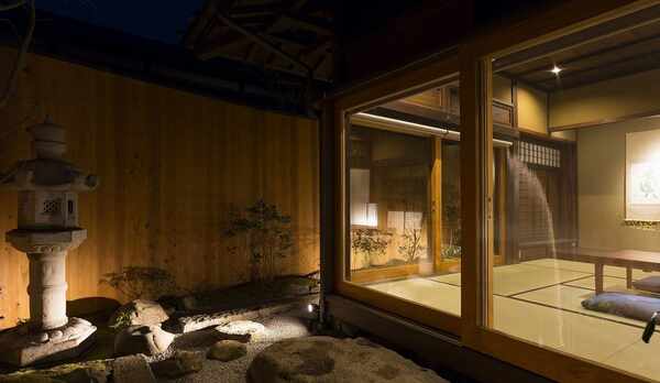 臨水（りんすい）庭