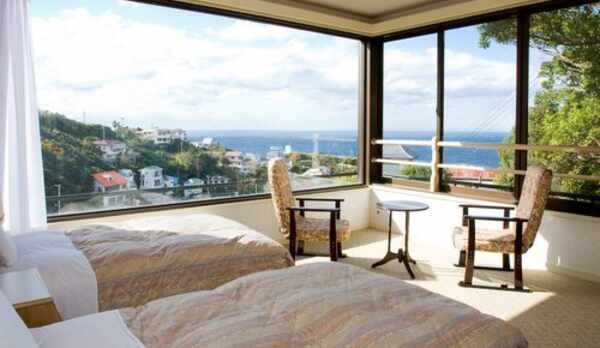 【お部屋】【源泉露天風呂付和洋室/海を臨む】別荘タイプ/60㎡/6名迄　Ａタイプ/洋室