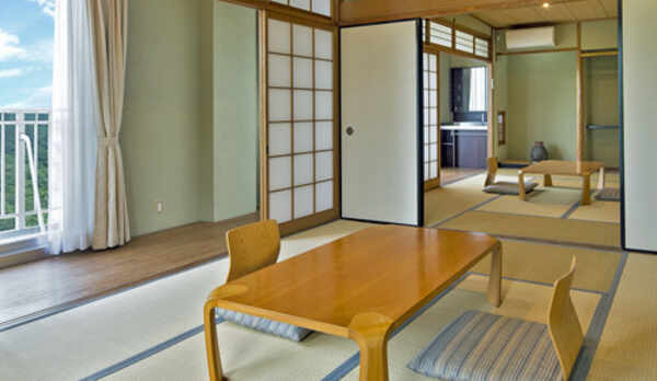 和室2間（8畳＋8畳）