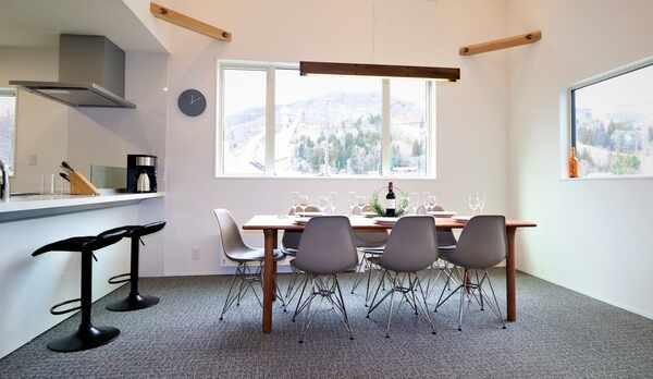 ダイニングルーム