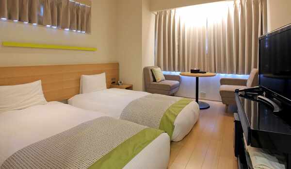 フローリングツインルーム